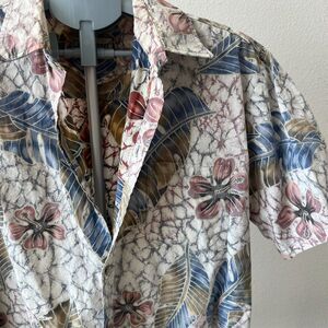 Cooke‎ Street Reverse Print Hawaiian Shirt Men’s LG Floral Leaf Cracked Marble